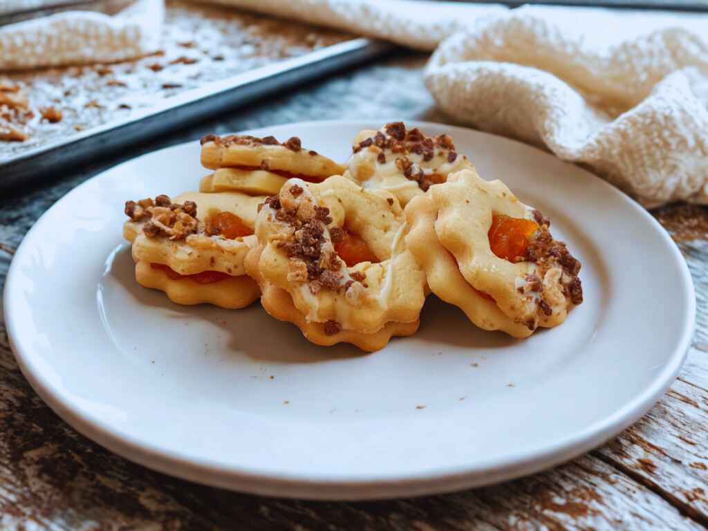 Rozetka z nadzieniem morelowym